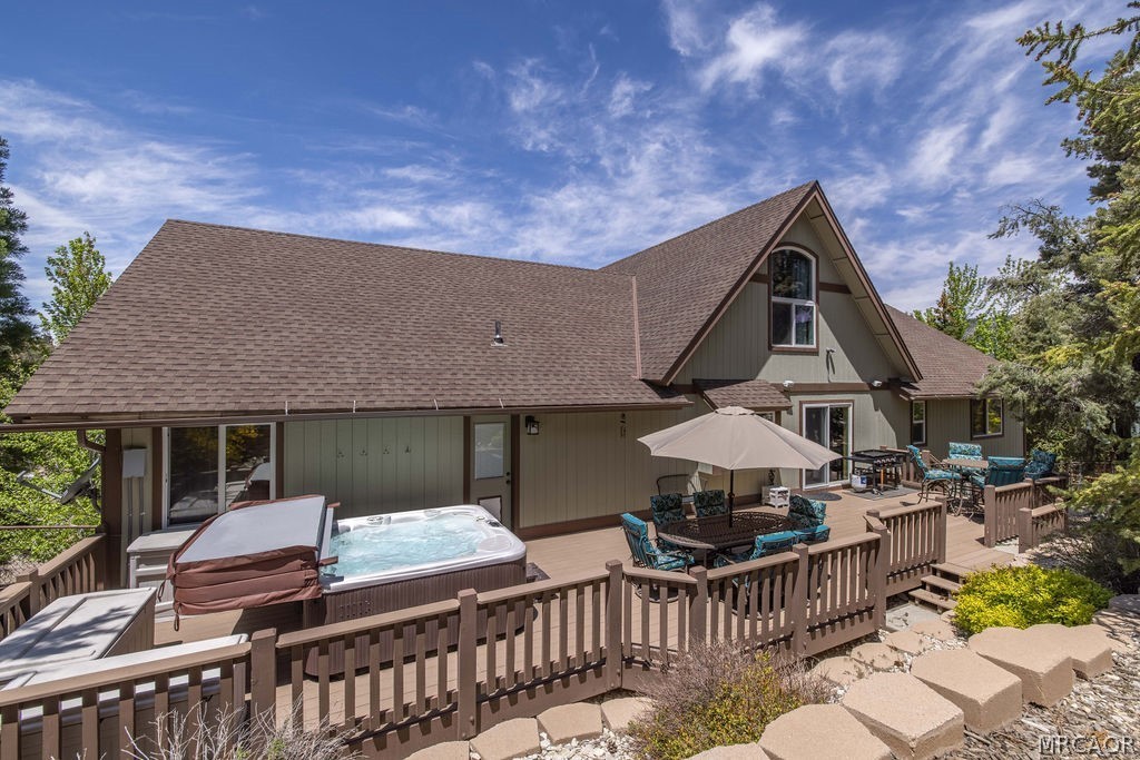 305 Starlight Circle