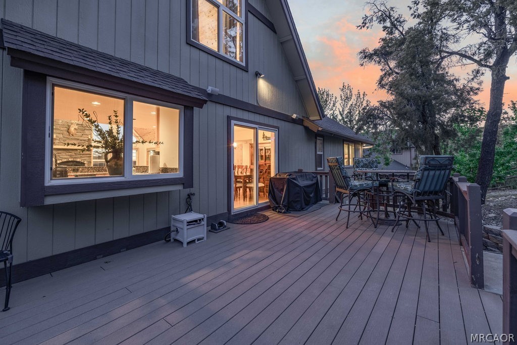 305 Starlight Circle