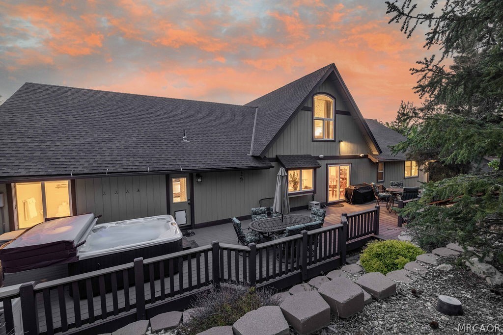 305 Starlight Circle