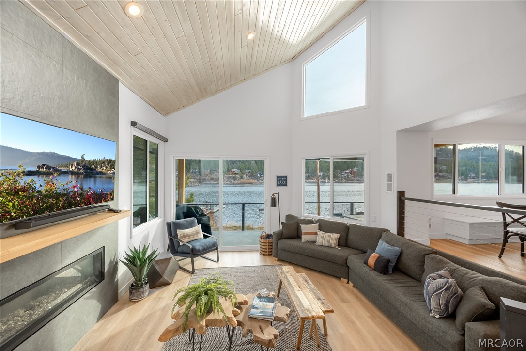 38994 Willow Landing Road