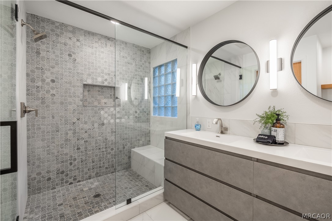 38994 Willow Landing Road