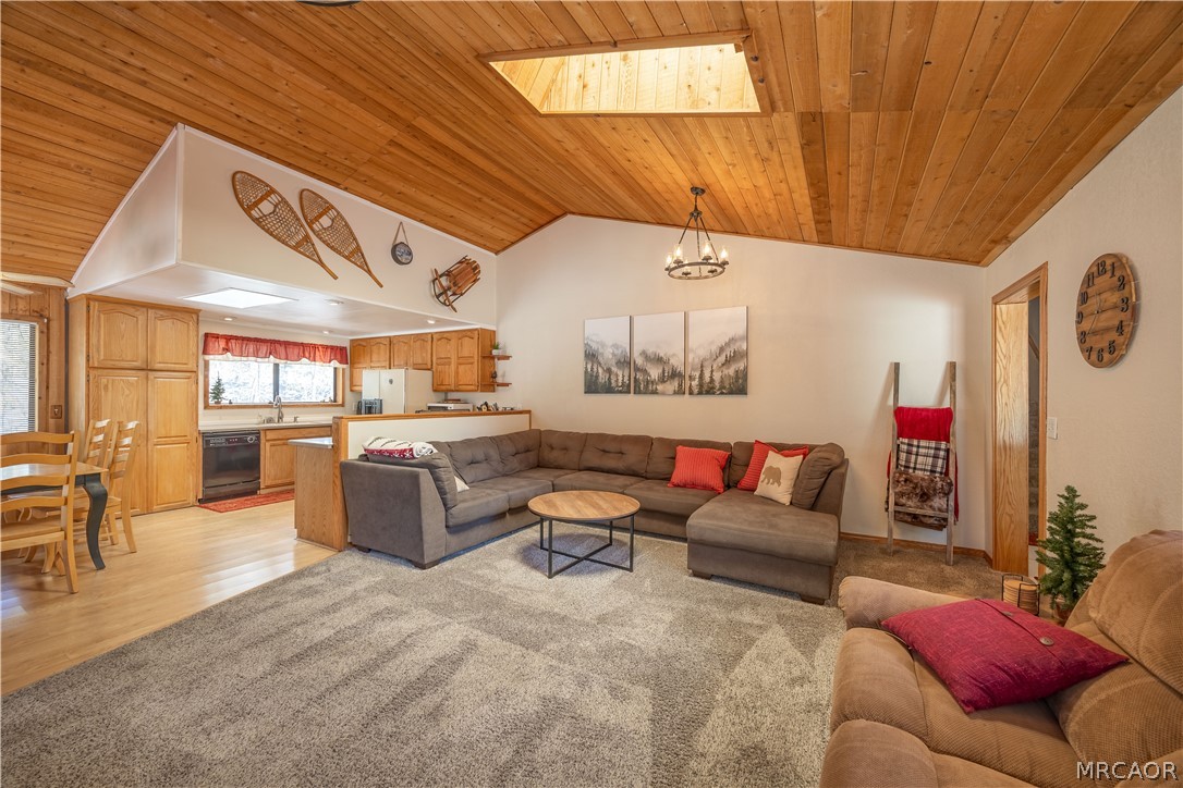 42324 Paramount Road