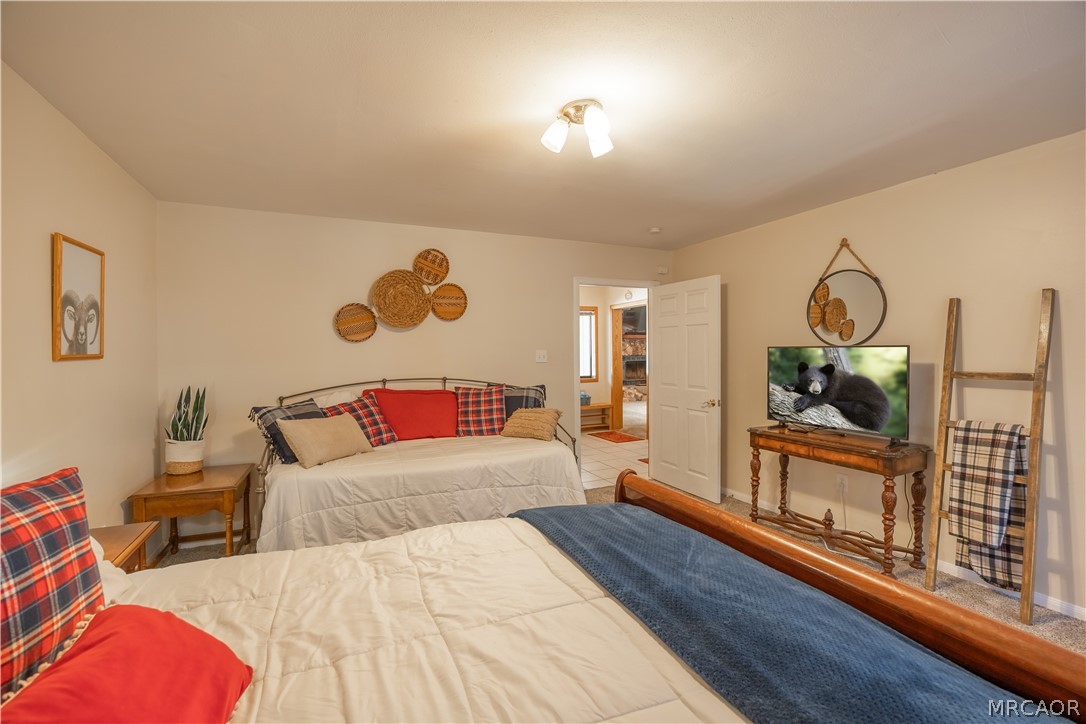 42324 Paramount Road