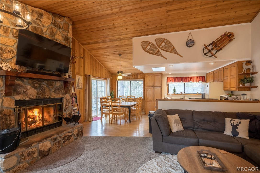 42324 Paramount Road