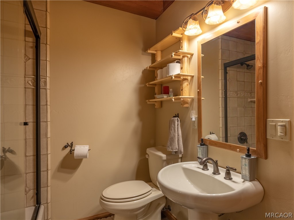 42028 Sky View Ridge