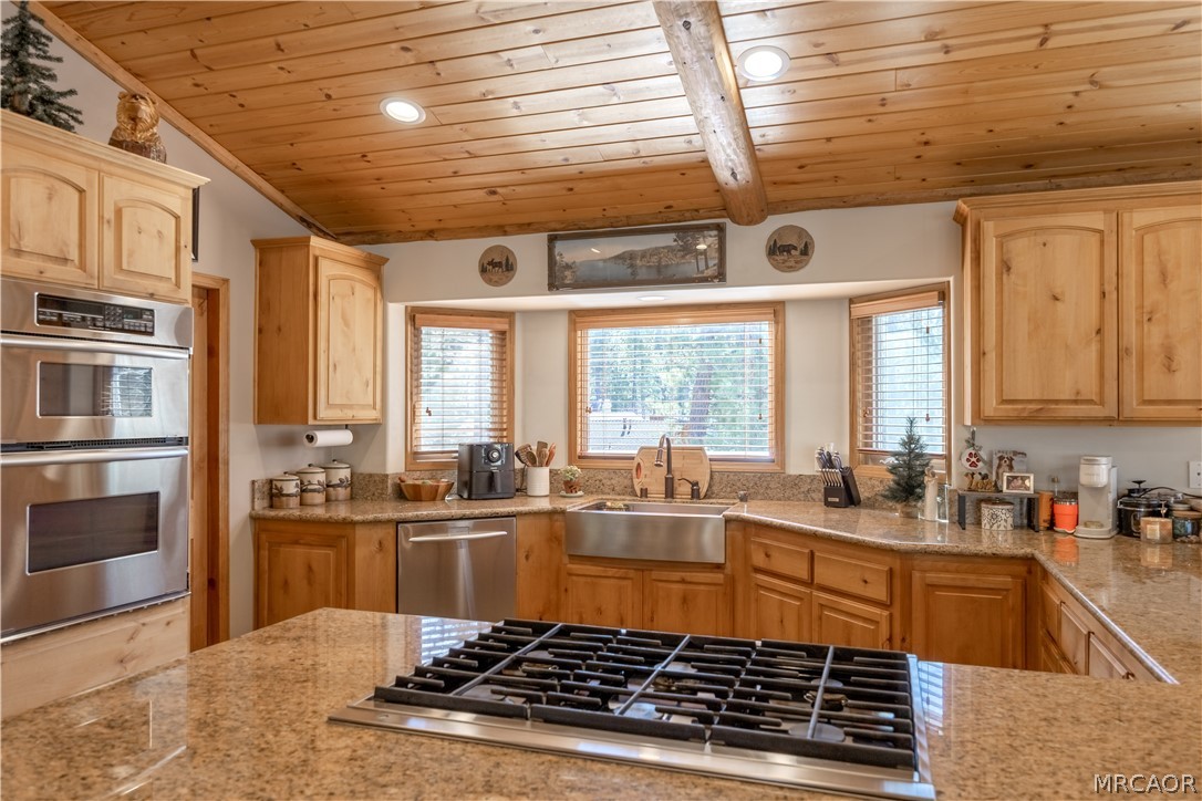 41537 Mockingbird Drive