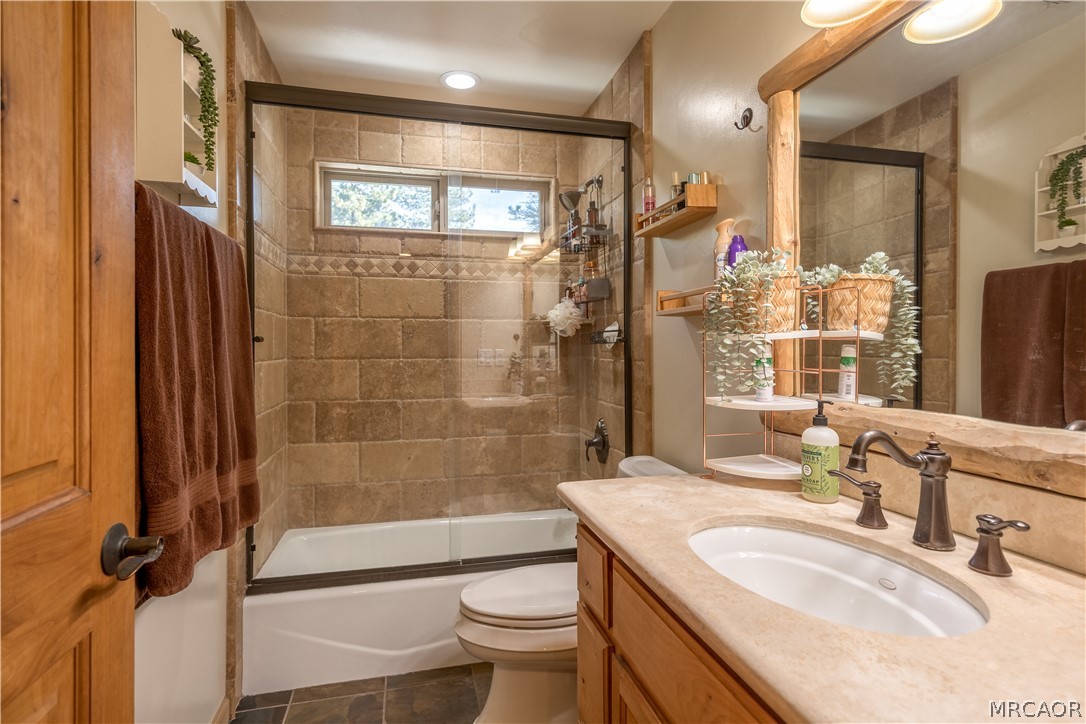 41537 Mockingbird Drive