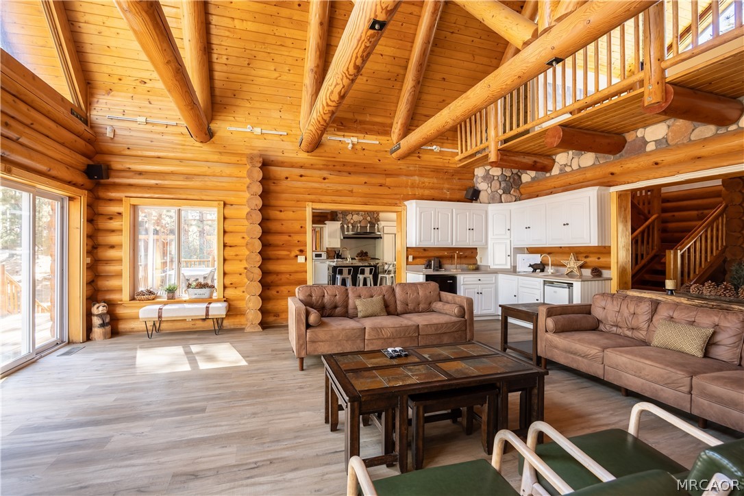 125 Starvation Flats Road