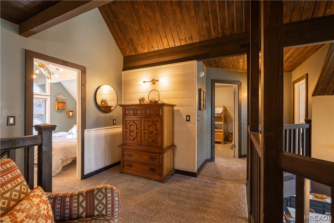 875 Sierra Vista Drive