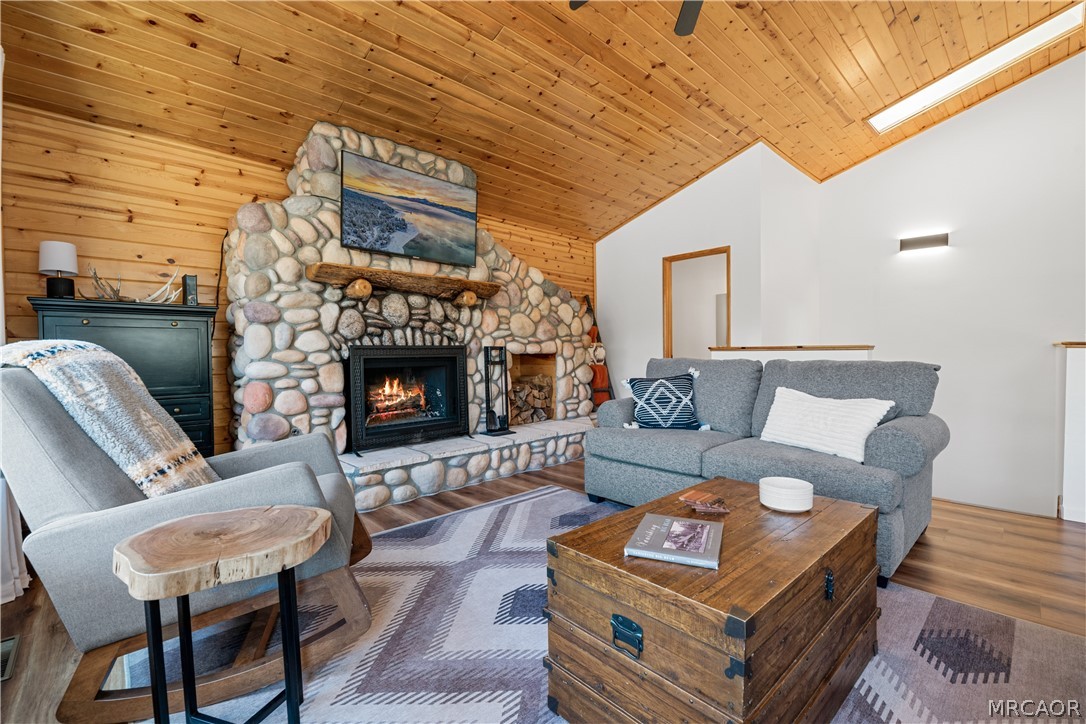 43888 Yosemite Drive