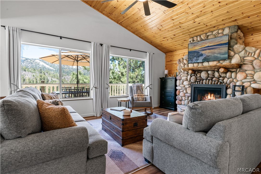 43888 Yosemite Drive