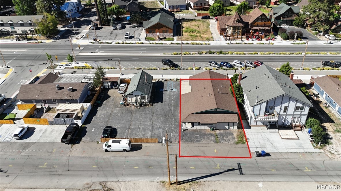 42592 Moonridge Road