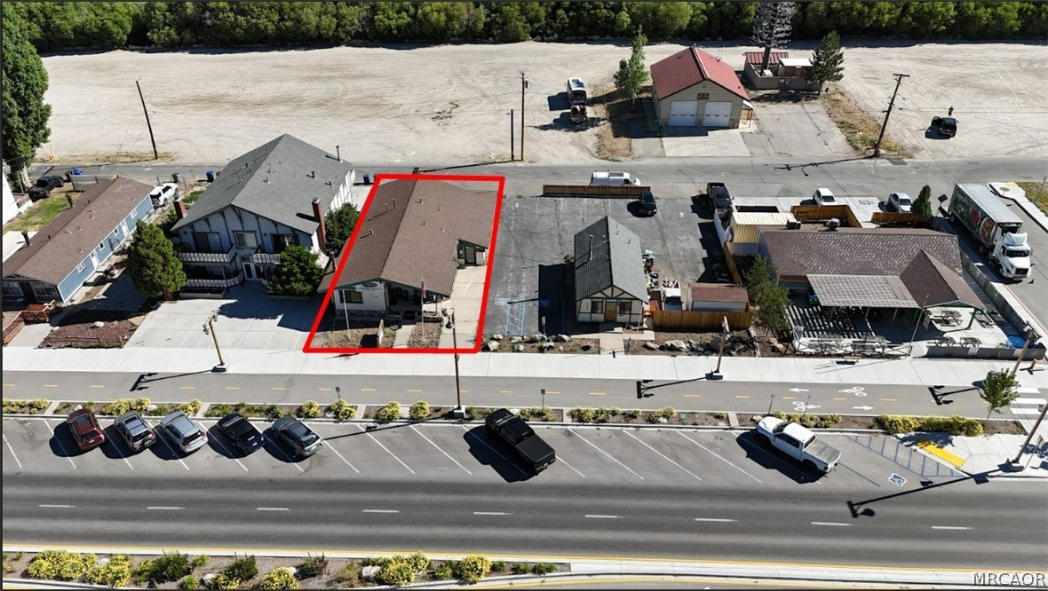 42592 Moonridge Road