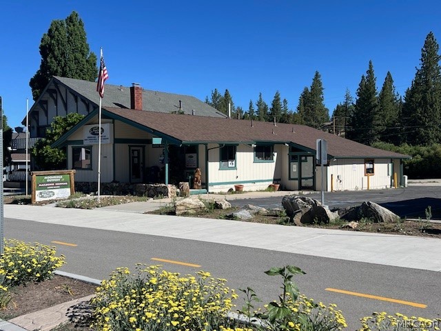 42592 Moonridge Road