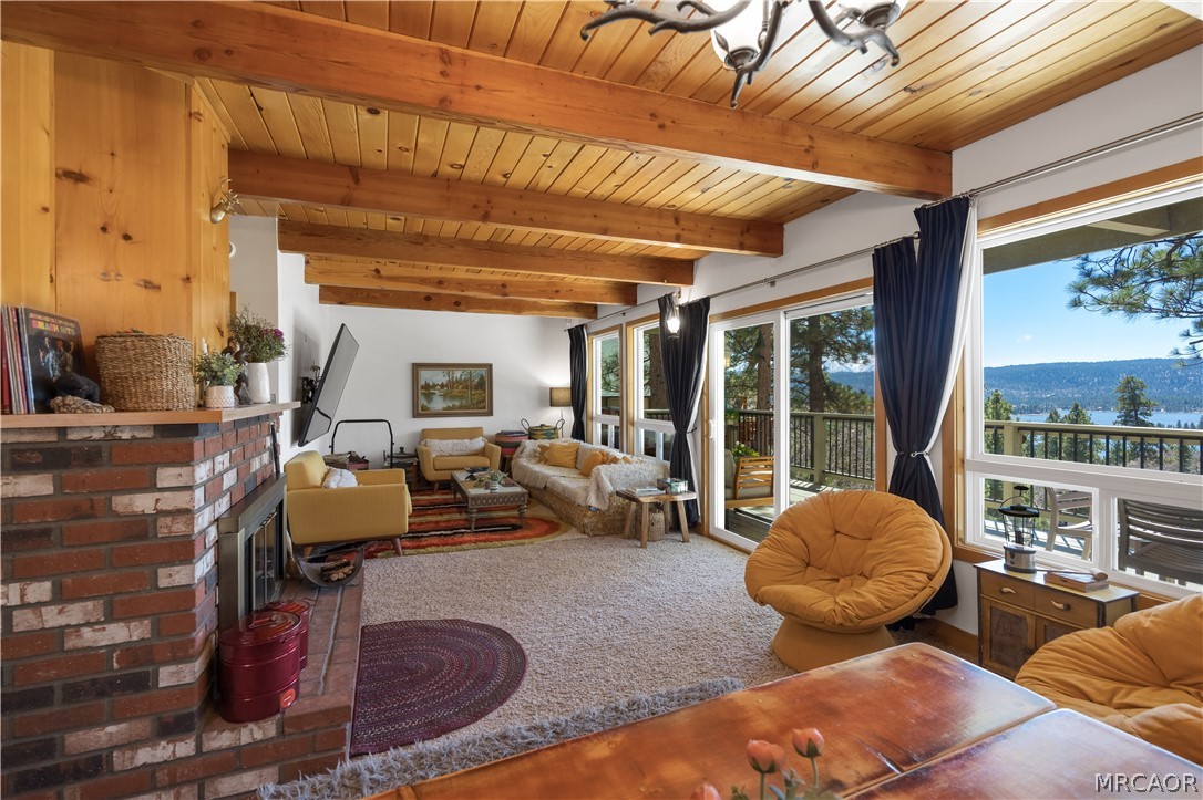 39563 Raccoon Drive