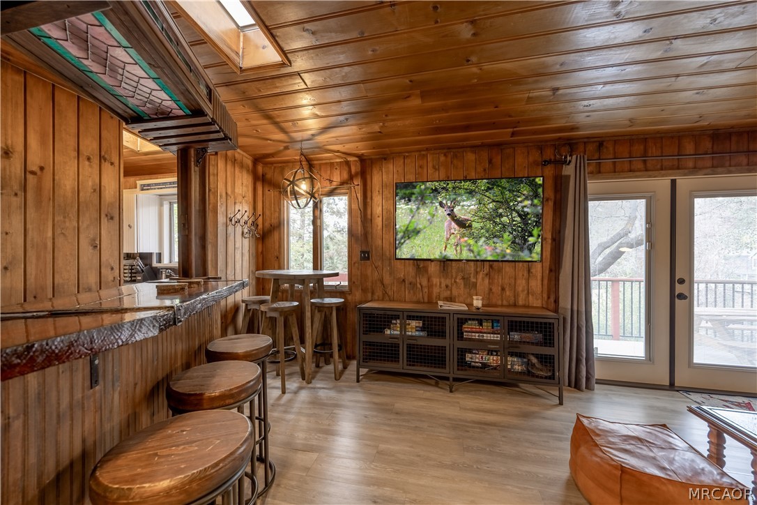 746 Villa Grove Avenue