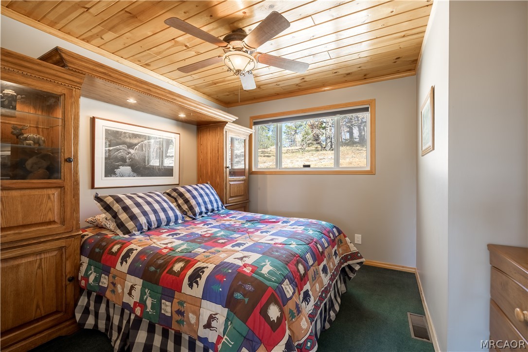 43656 Ridge Crest Drive