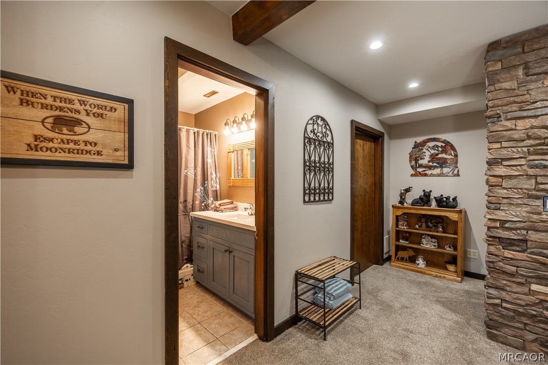 43656 Ridge Crest Drive