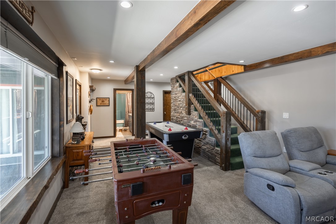 43656 Ridge Crest Drive