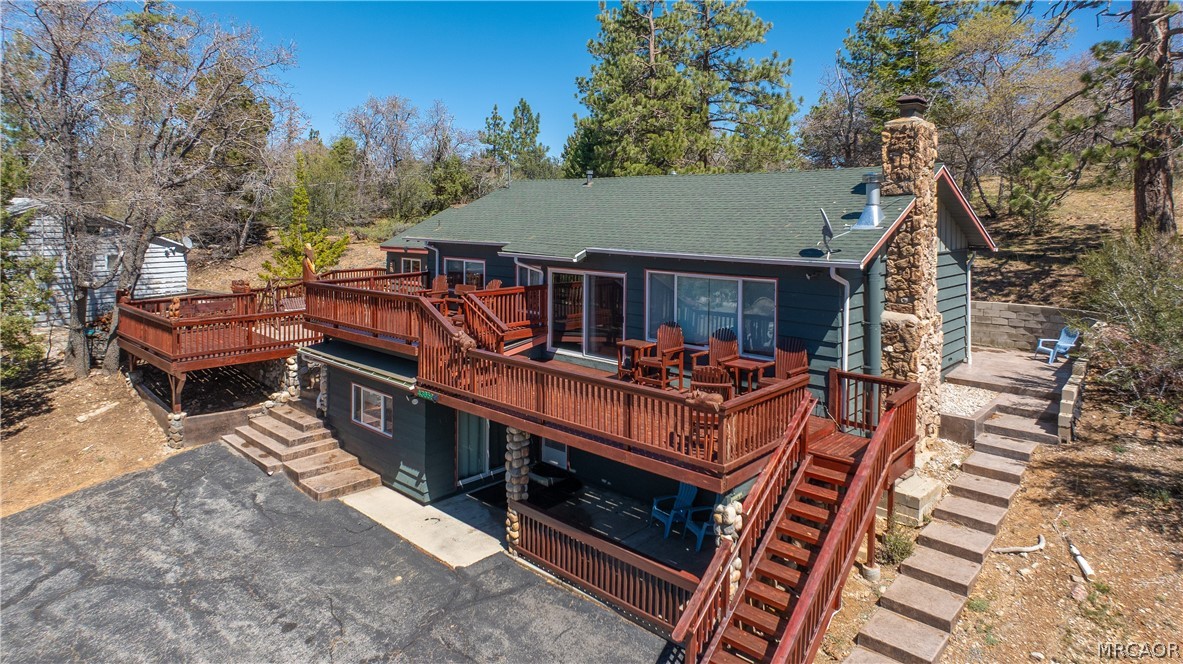 43656 Ridge Crest Drive