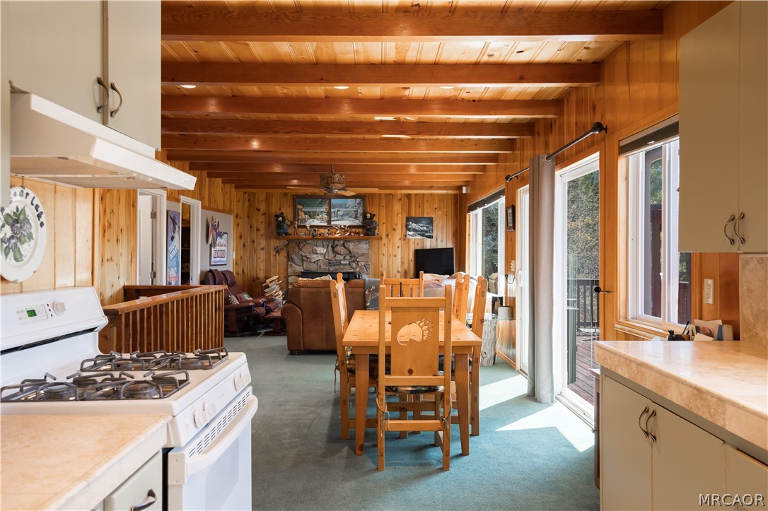 43656 Ridge Crest Drive