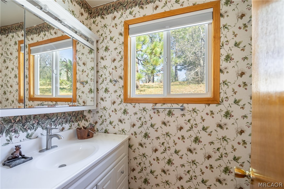 43656 Ridge Crest Drive