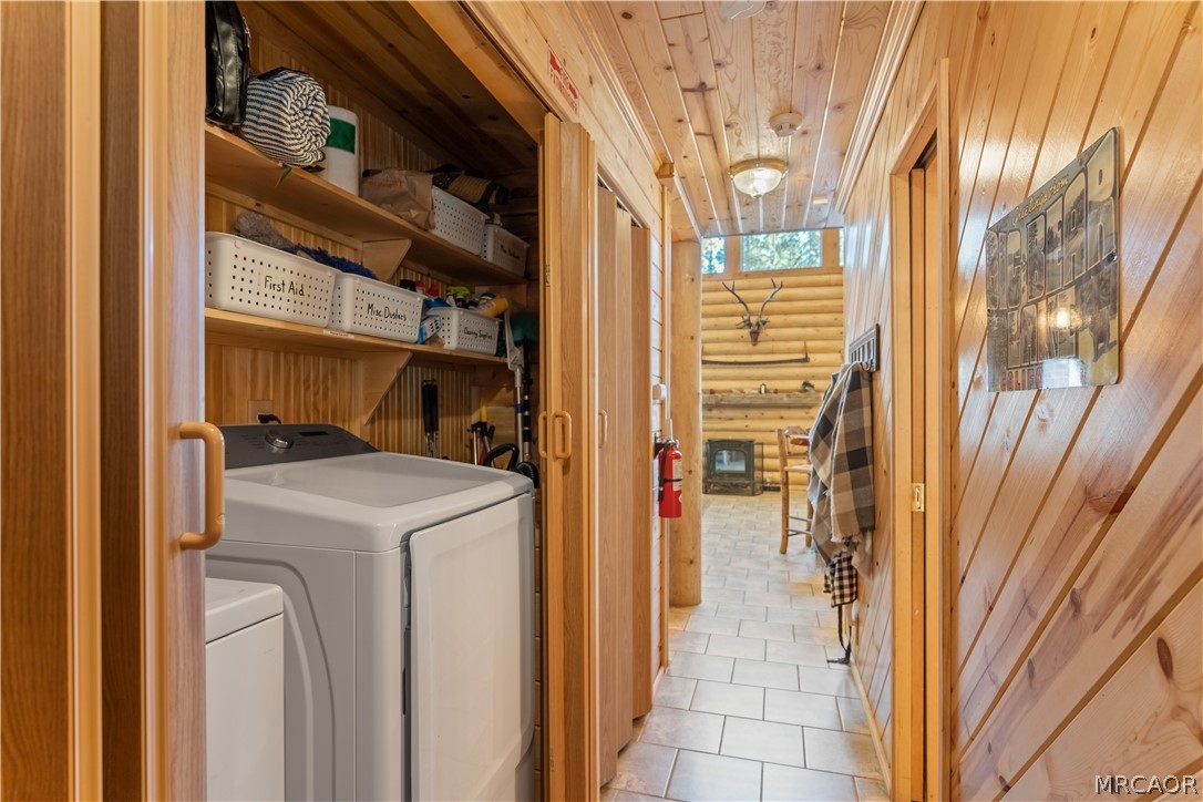 384 Saw Mill Canyon Drive