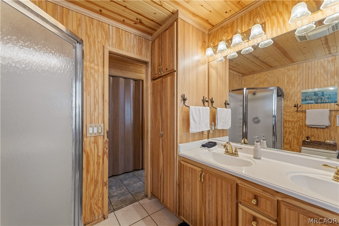 384 Saw Mill Canyon Drive