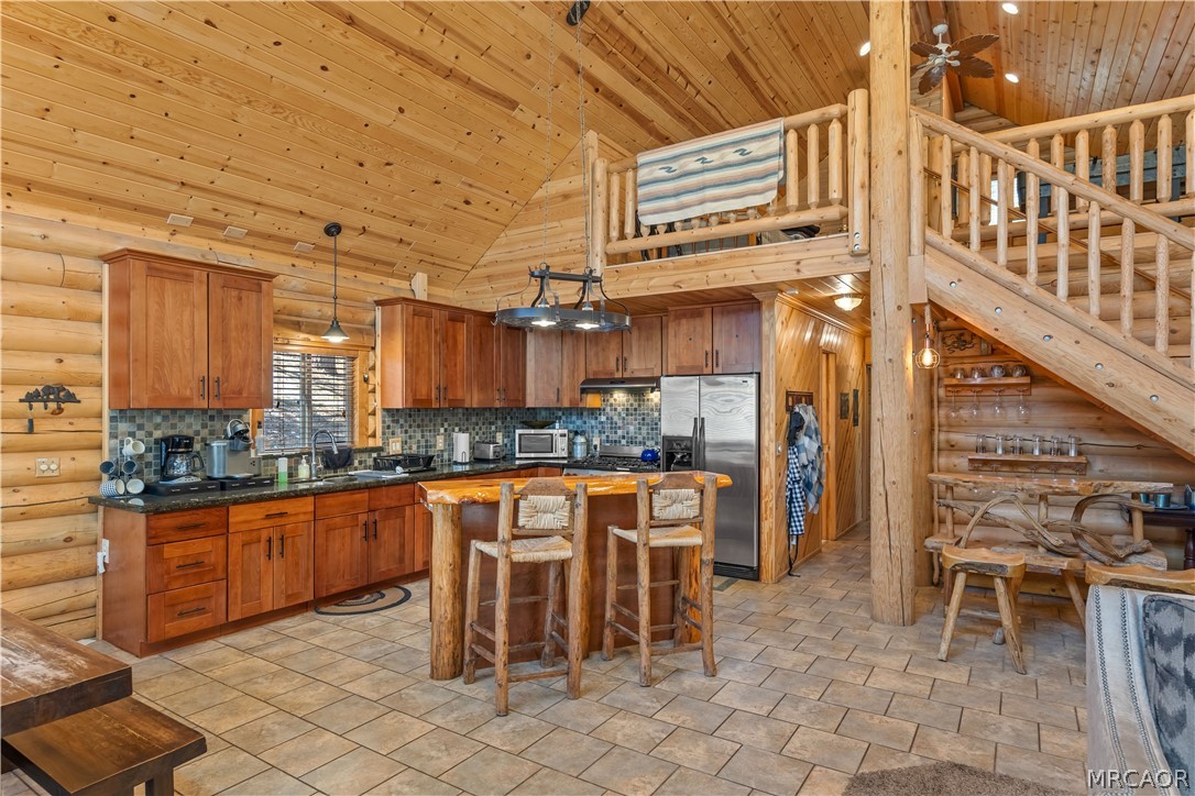 384 Saw Mill Canyon Drive