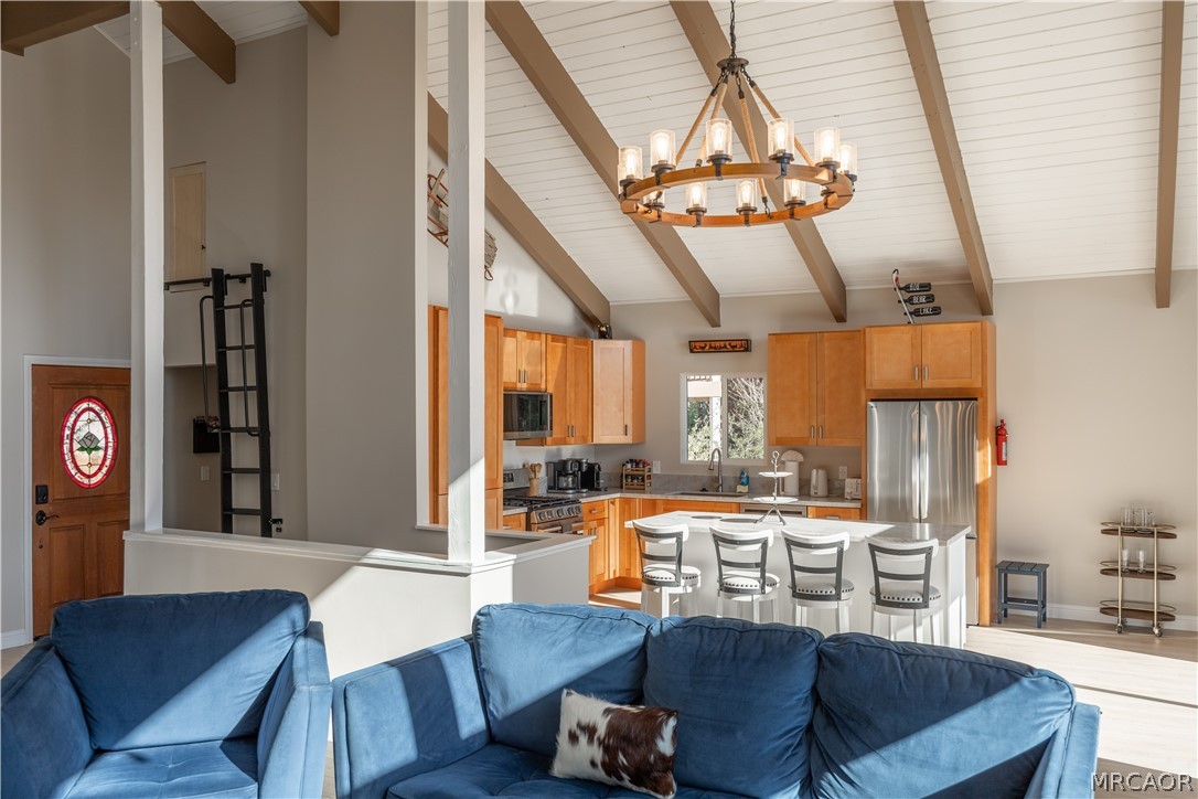 43911 Yosemite Drive