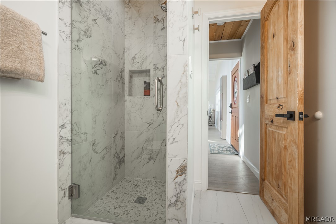 43911 Yosemite Drive