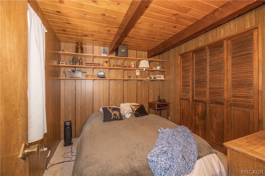 33075 Blue Bird Lane