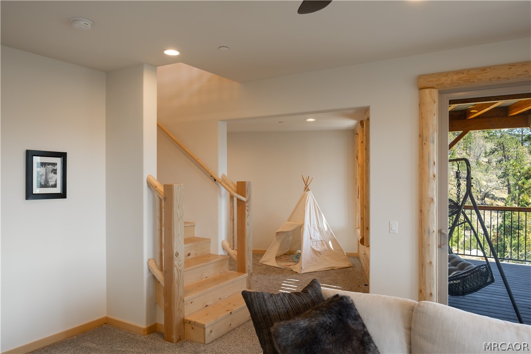 42344 Golden Oak Road