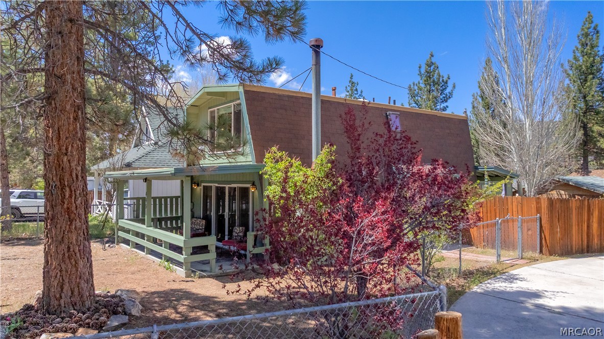 445 Elysian Boulevard