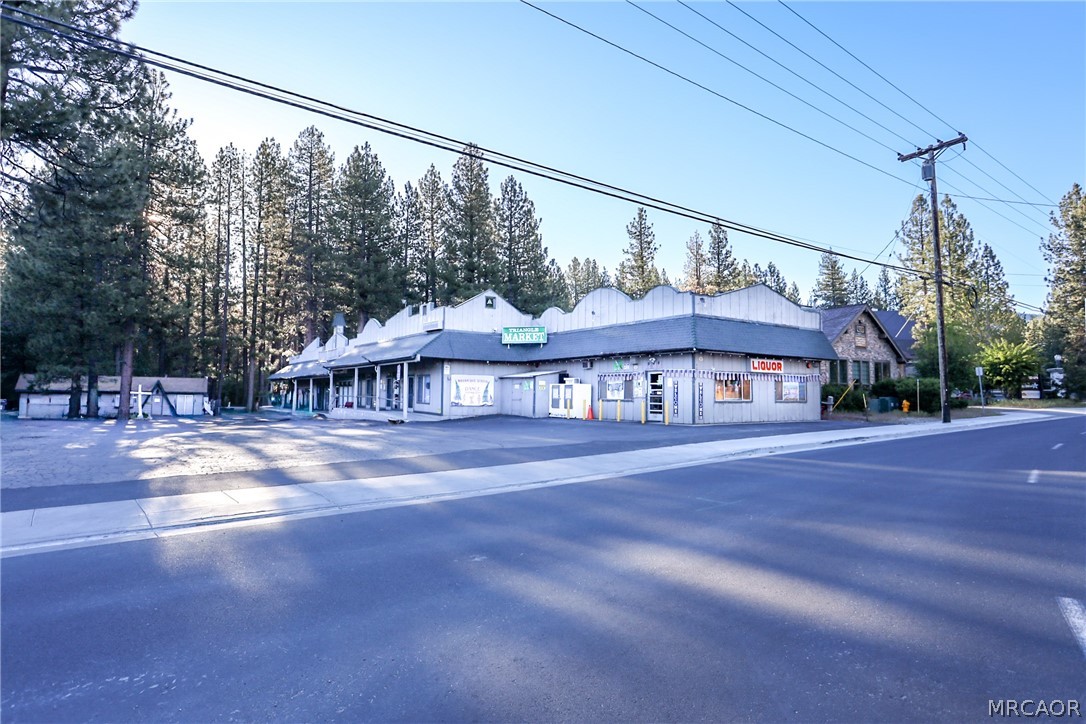 42180 Moonridge Road