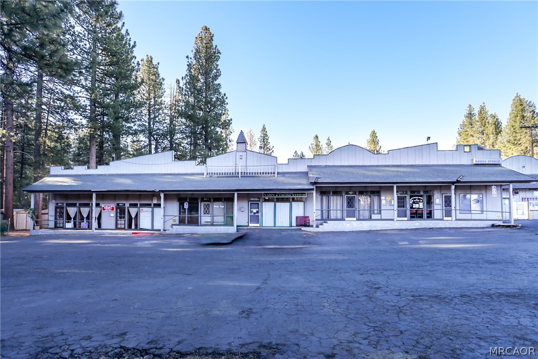 42180 Moonridge Road