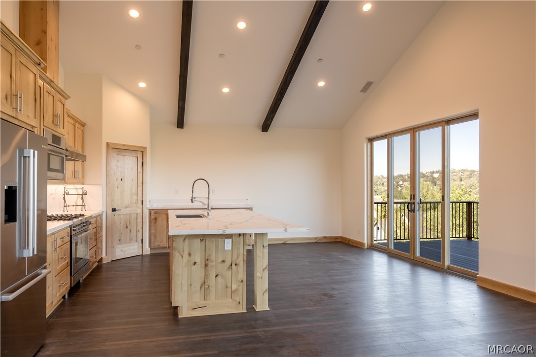 851 Madera Lane