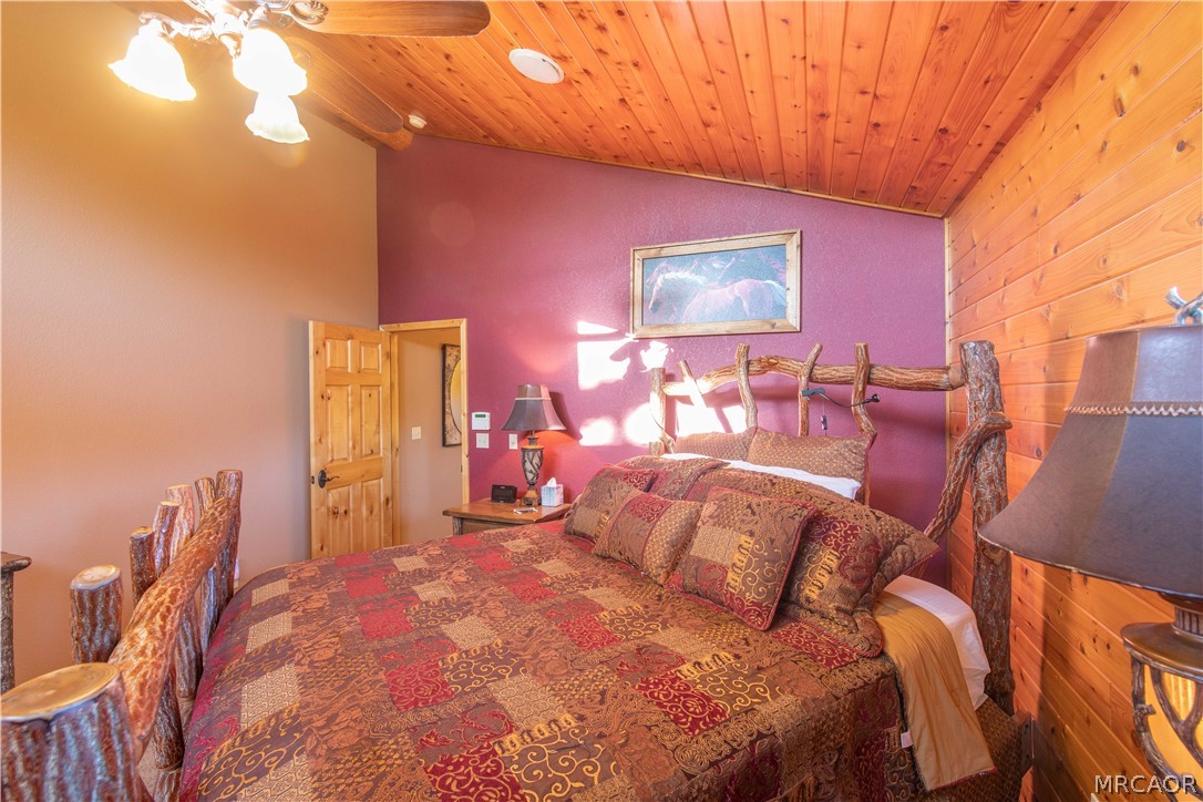 301 Starlight Circle
