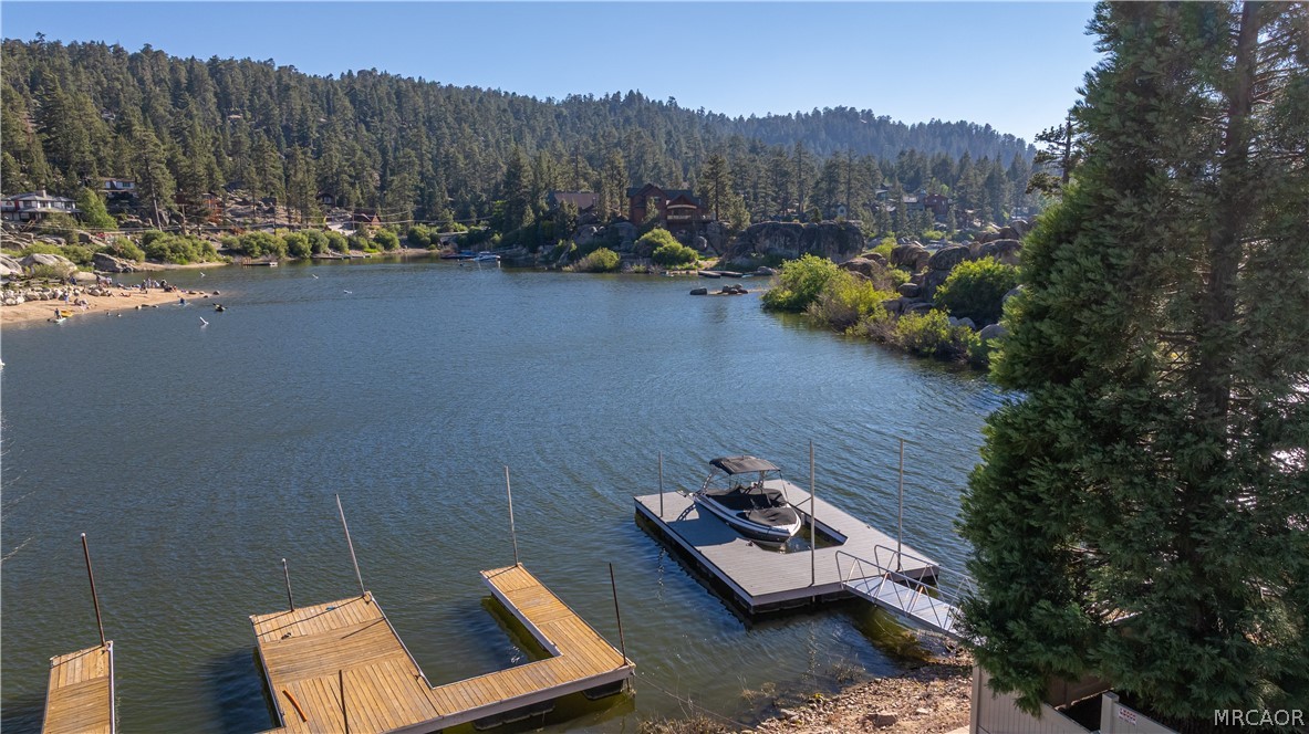 735 Tayles Point Road