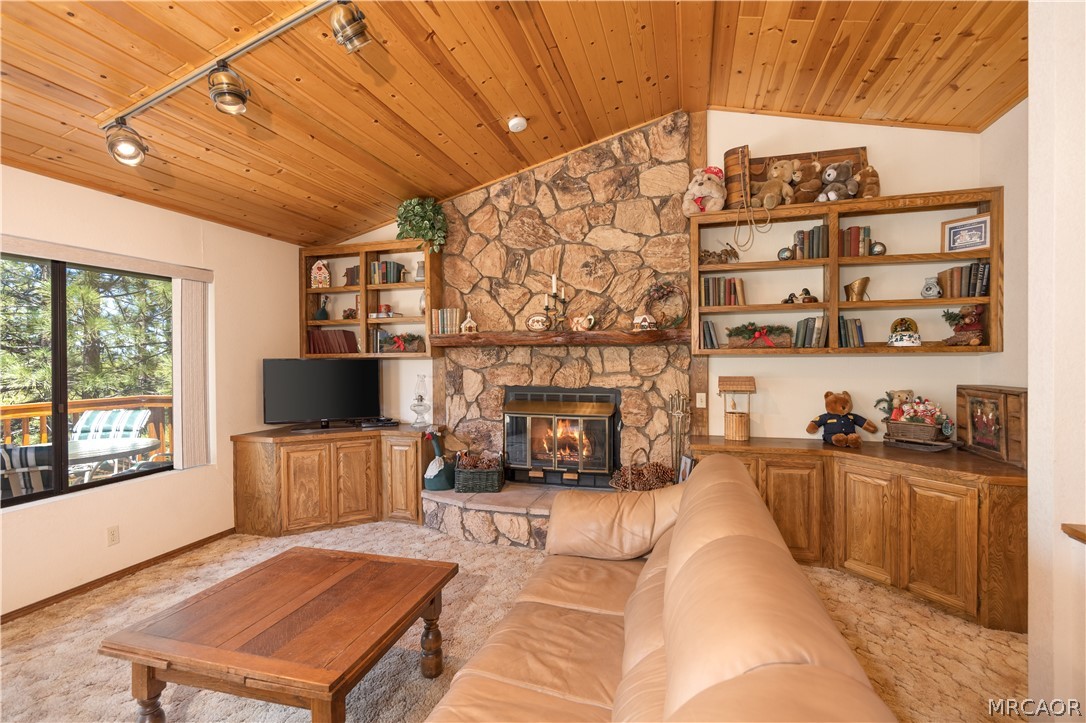 696 Menlo Drive
