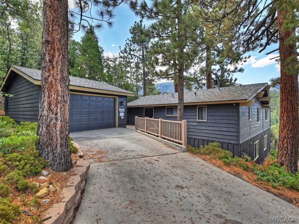 43939 Yosemite Drive