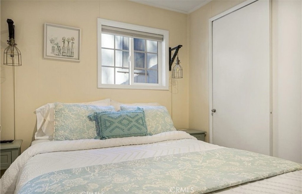 42651 La Placida Avenue