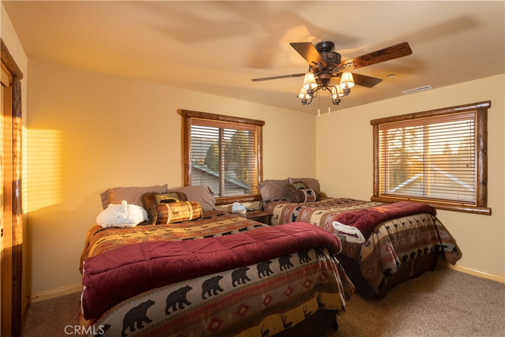 1389 Flintridge Avenue