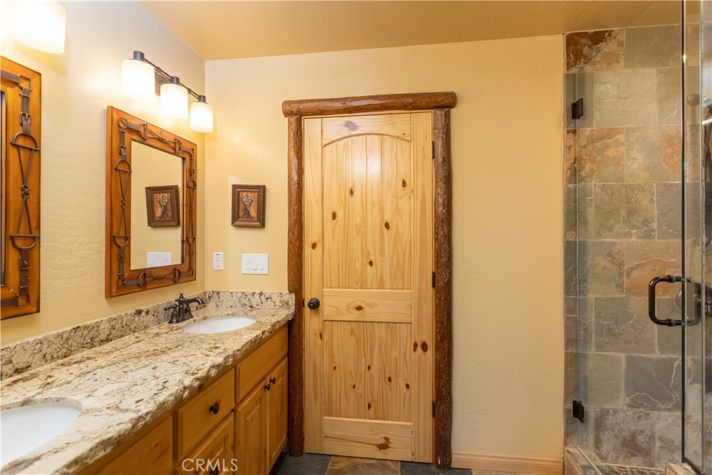 1389 Flintridge Avenue