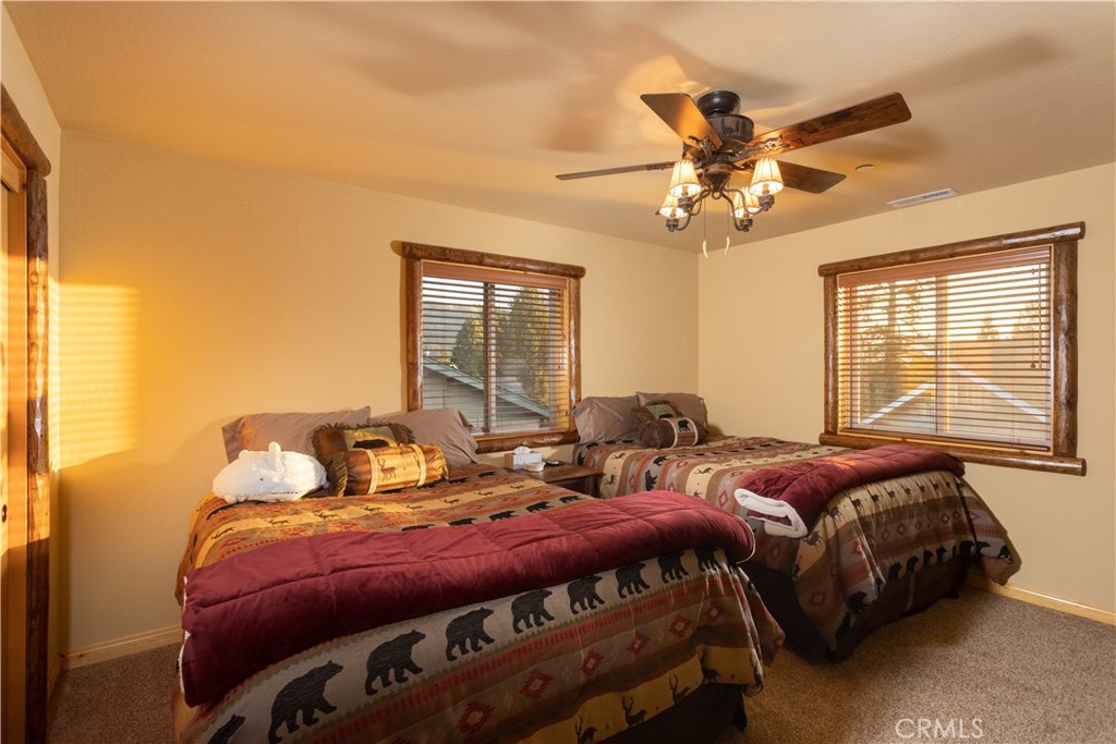 1389 Flintridge Avenue