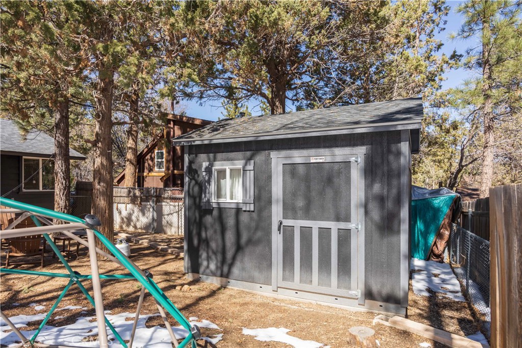 737 Sunset Lane