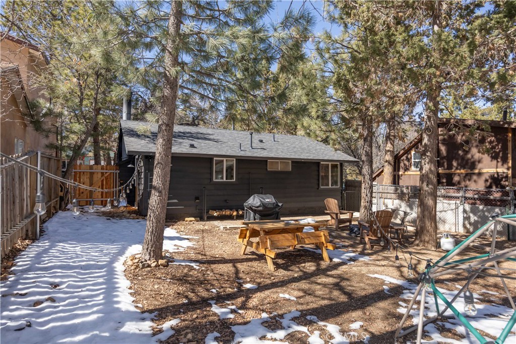 737 Sunset Lane