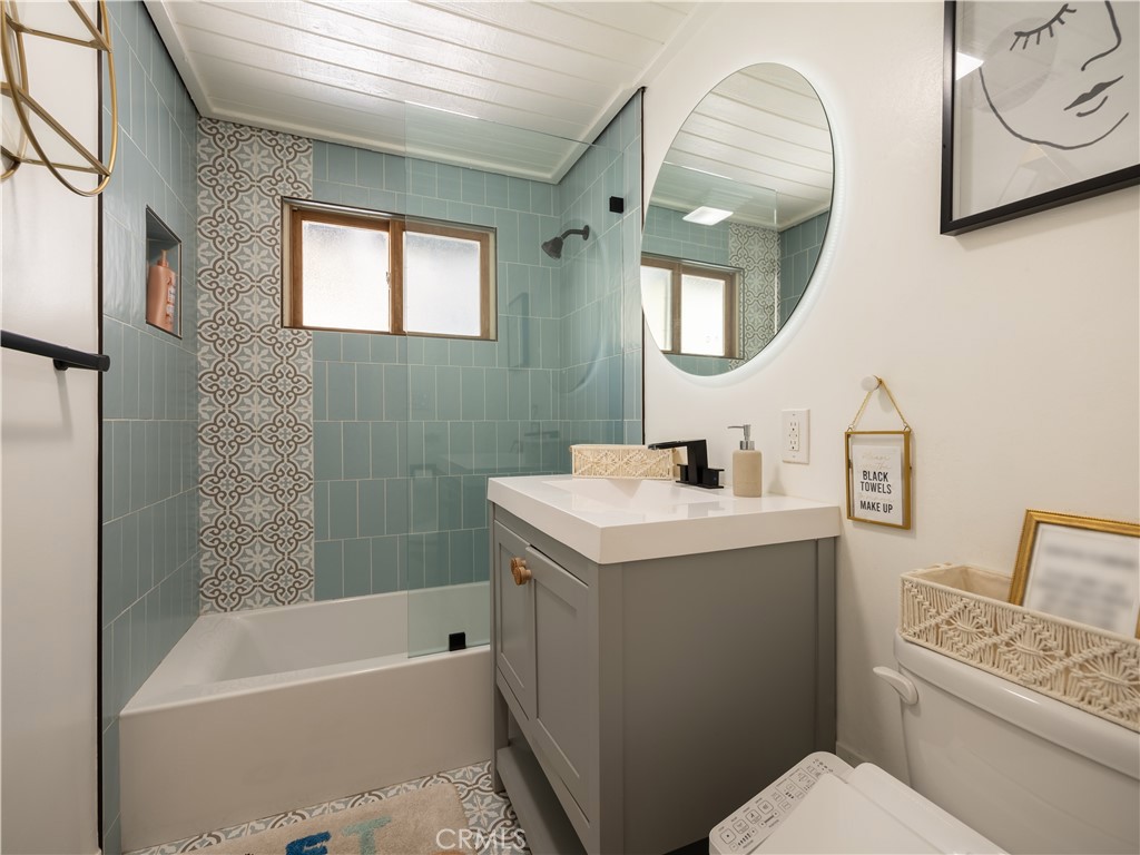 39298 Willow Landing Road