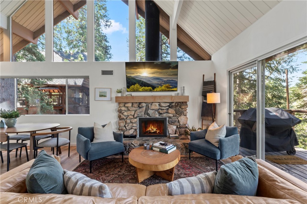 776 Grass Valley Rd Road