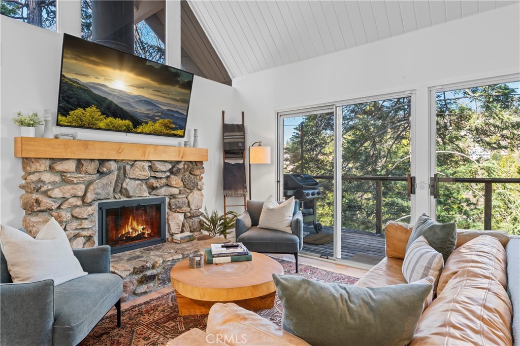 776 Grass Valley Rd Road